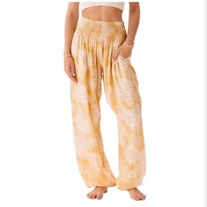 Lotus and Luna Havana Harem Pants size s/m color mustard